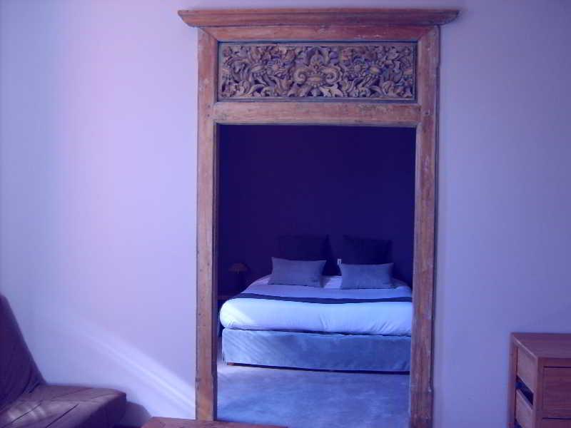 Hotel Restaurant Spa Disini Montpellier Est, The Originals Relais Castries Bagian luar foto