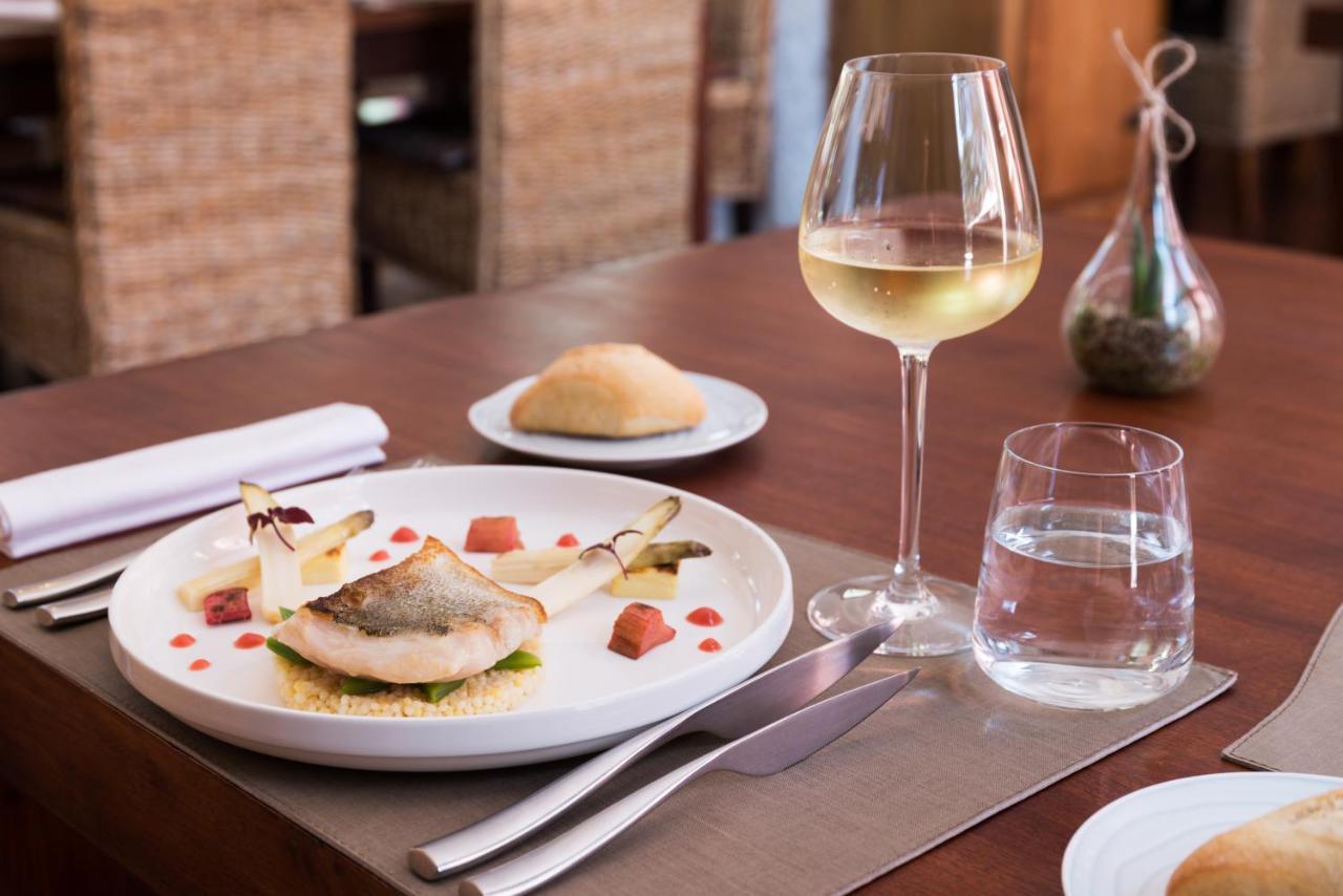 Hotel Restaurant Spa Disini Montpellier Est, The Originals Relais Castries Bagian luar foto