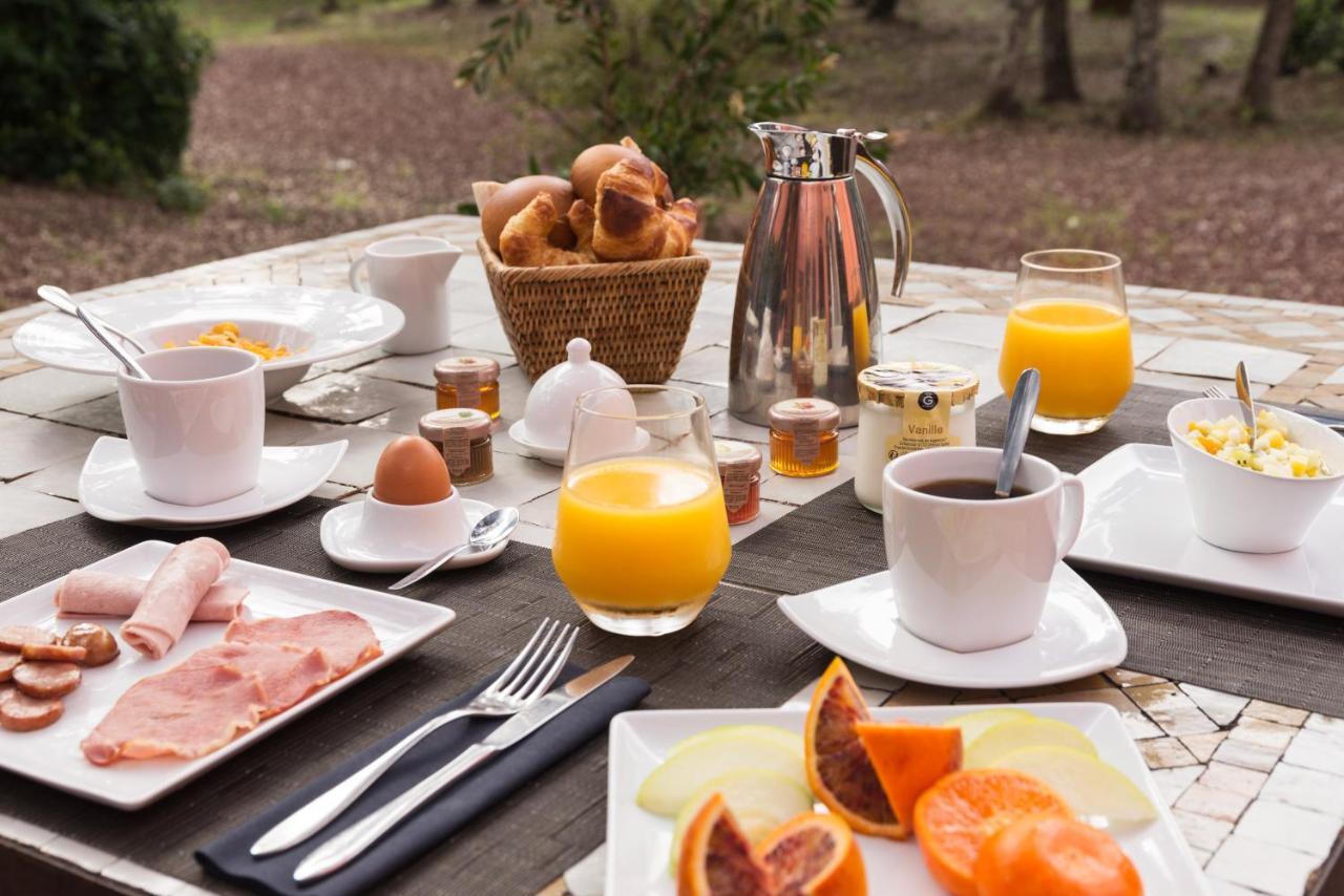 Hotel Restaurant Spa Disini Montpellier Est, The Originals Relais Castries Bagian luar foto
