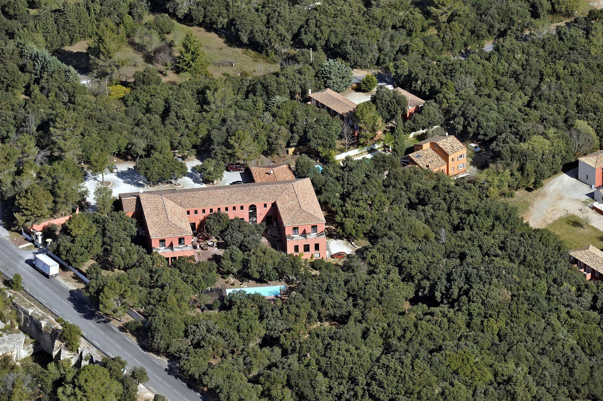 Hotel Restaurant Spa Disini Montpellier Est, The Originals Relais Castries Bagian luar foto